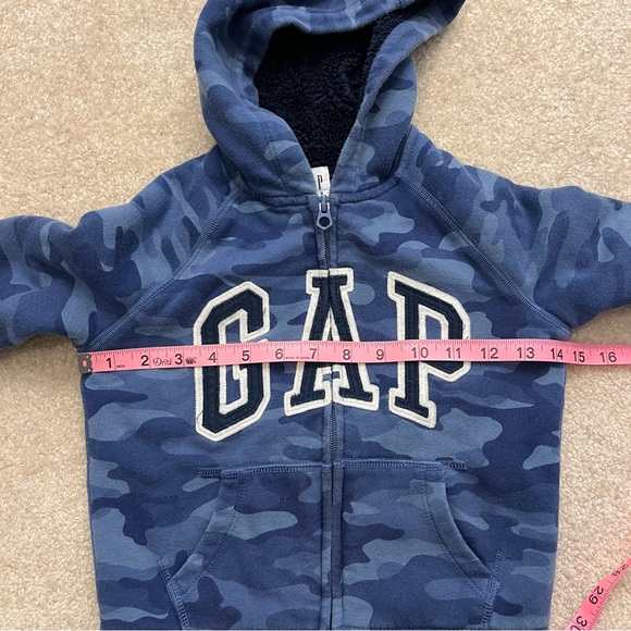 GAP Sweater Youth Kids Boys Extra Small Blue Arch Sherpa Fleece Camo Zip Hoodie - Picture 6 of 7
